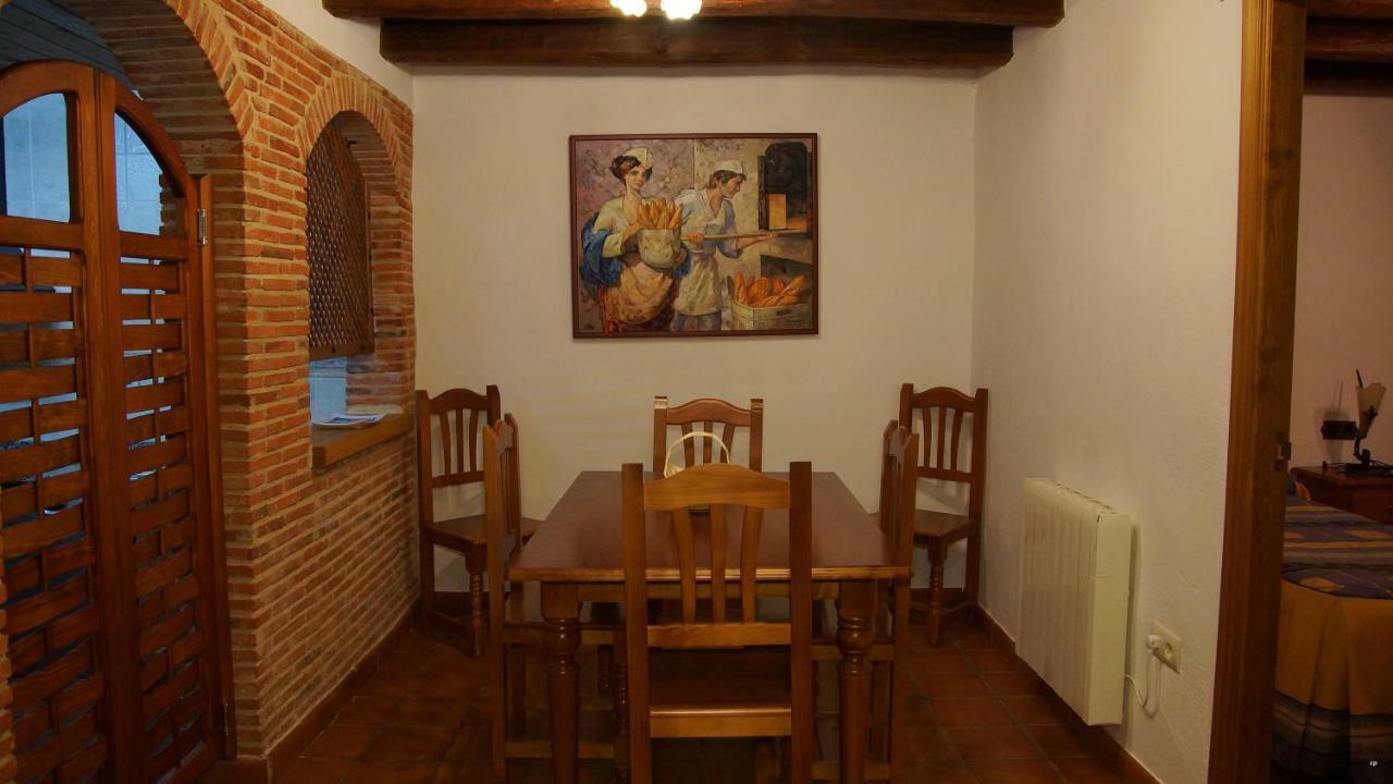 Hostal Viejo Horno Torreiglesias Exterior foto