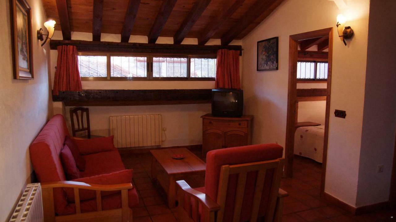 Hostal Viejo Horno Torreiglesias Exterior foto