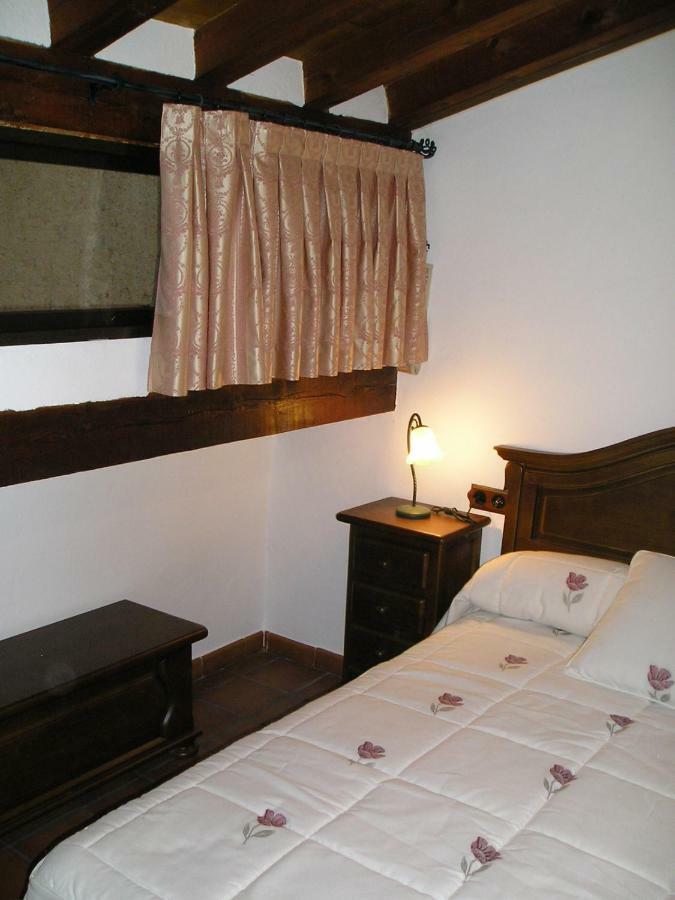 Hostal Viejo Horno Torreiglesias Exterior foto