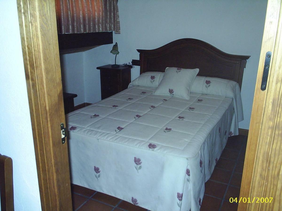 Hostal Viejo Horno Torreiglesias Exterior foto